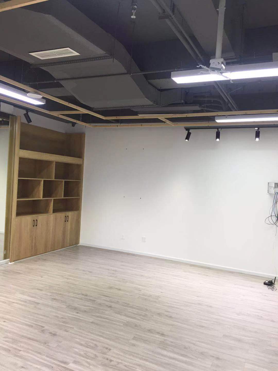 地面木地板装修效果图