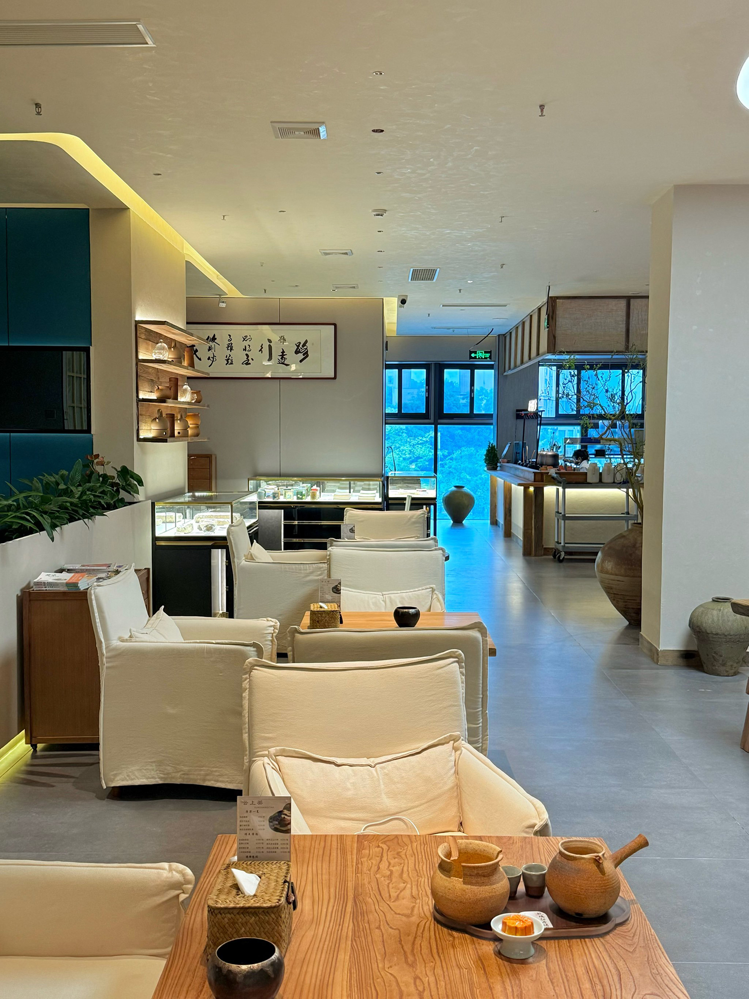 云上茶楼散座区装修实景图一