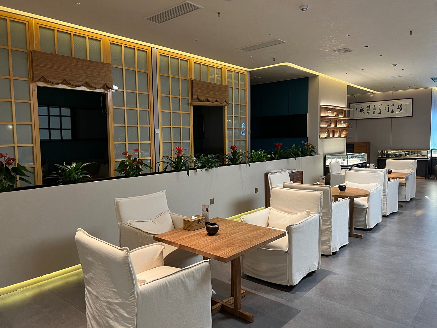云上茶楼散座区装修实景图五